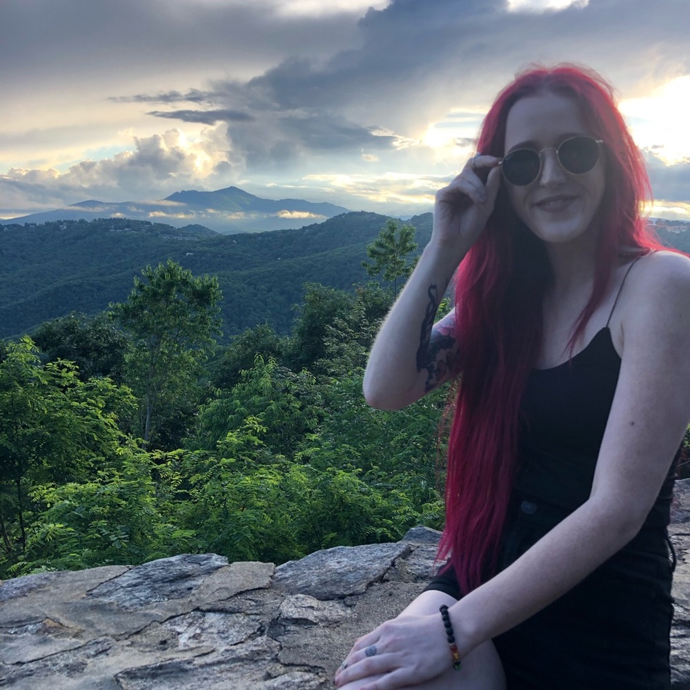 Meet your Posher, Hannah